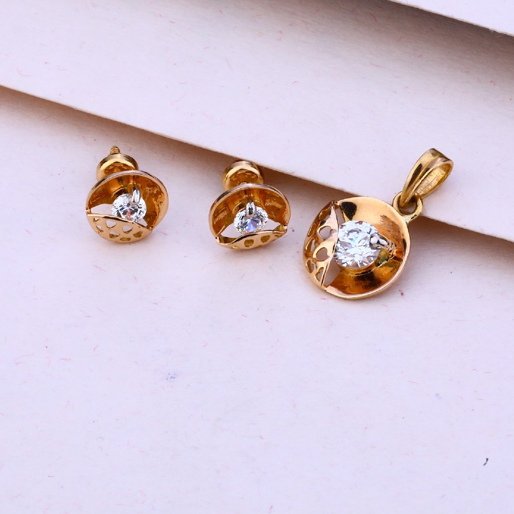 750 Rose Gold CZ Designer Pendant Set RPS85