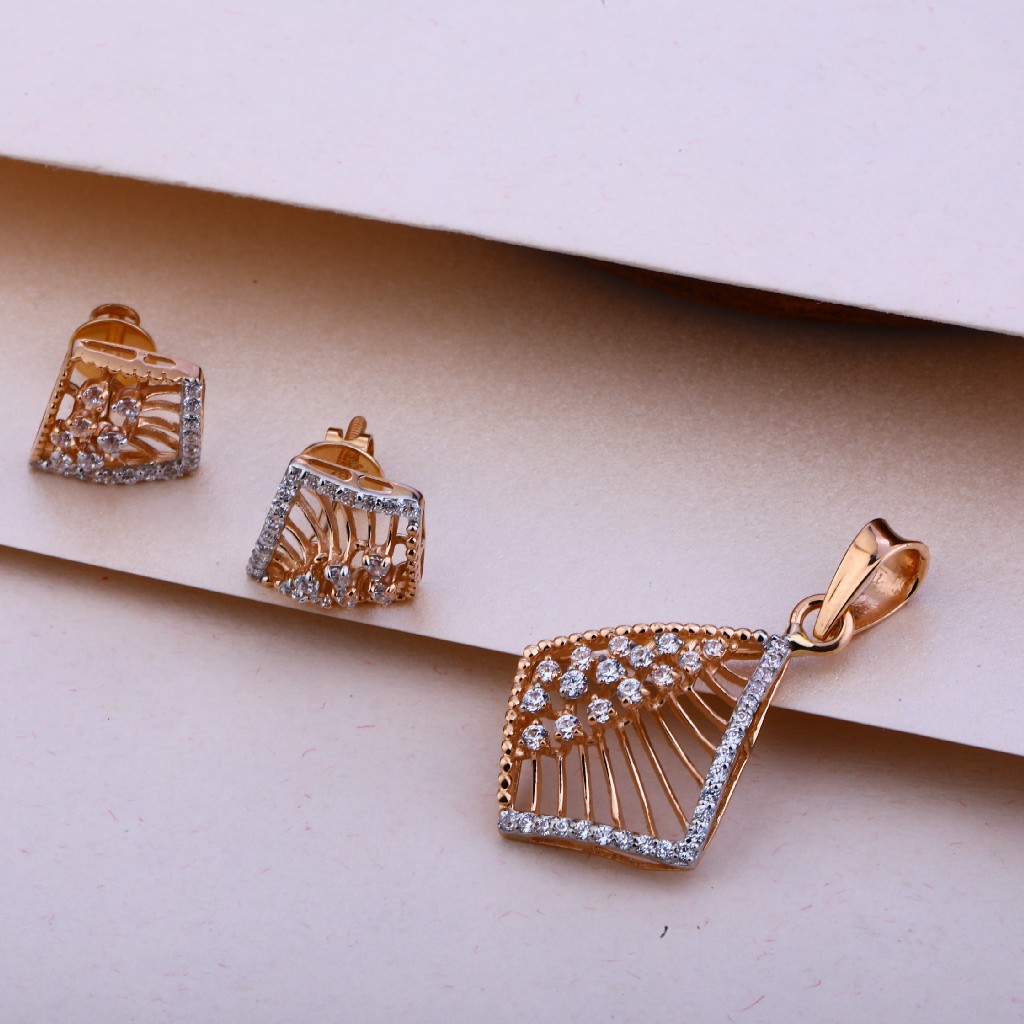 18KT Rose Gold Stylish Pendant Set RPS36