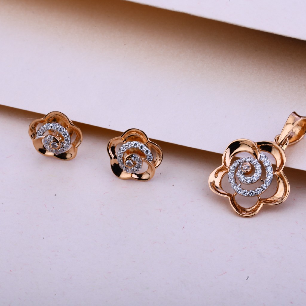 18KT Rose Gold Flower Design Pendant Set RPS41