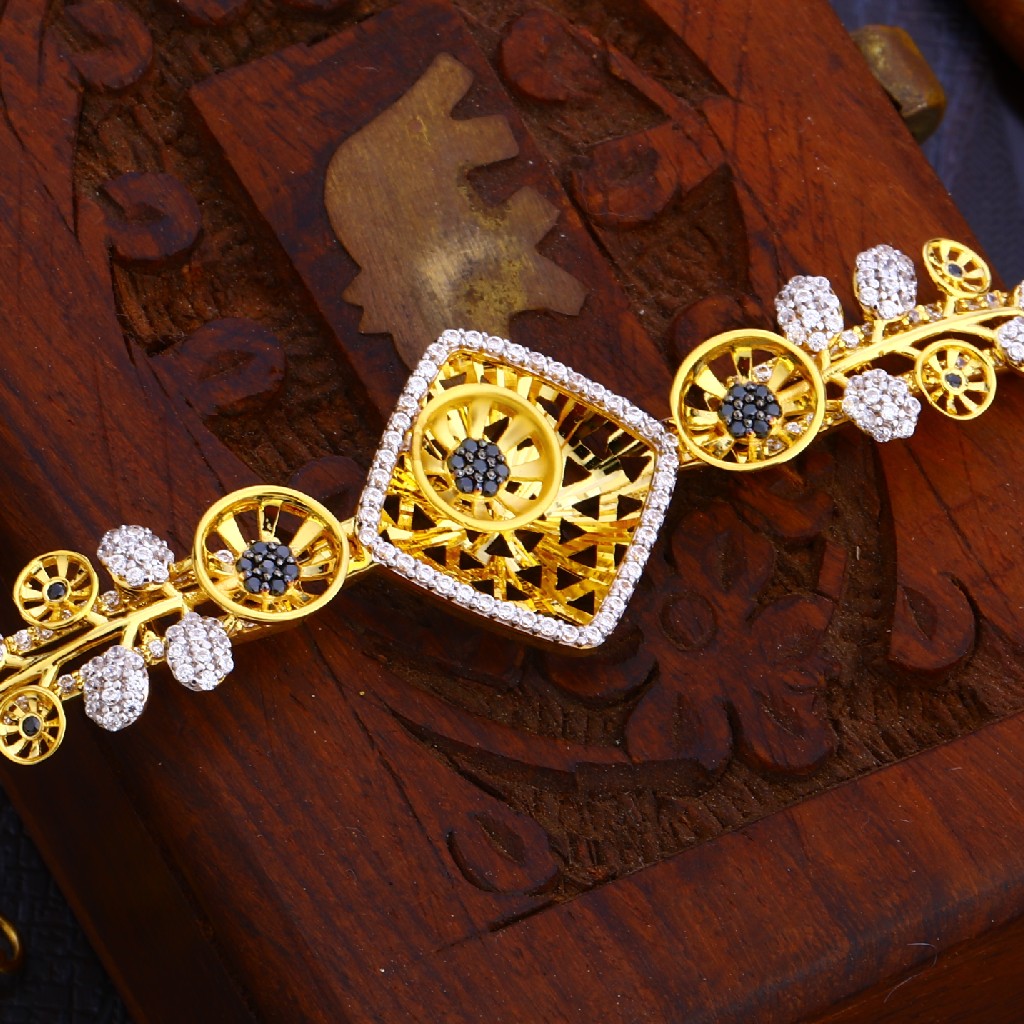 916 gold stylish ladies hallmark bracelet lb273 - Image 2