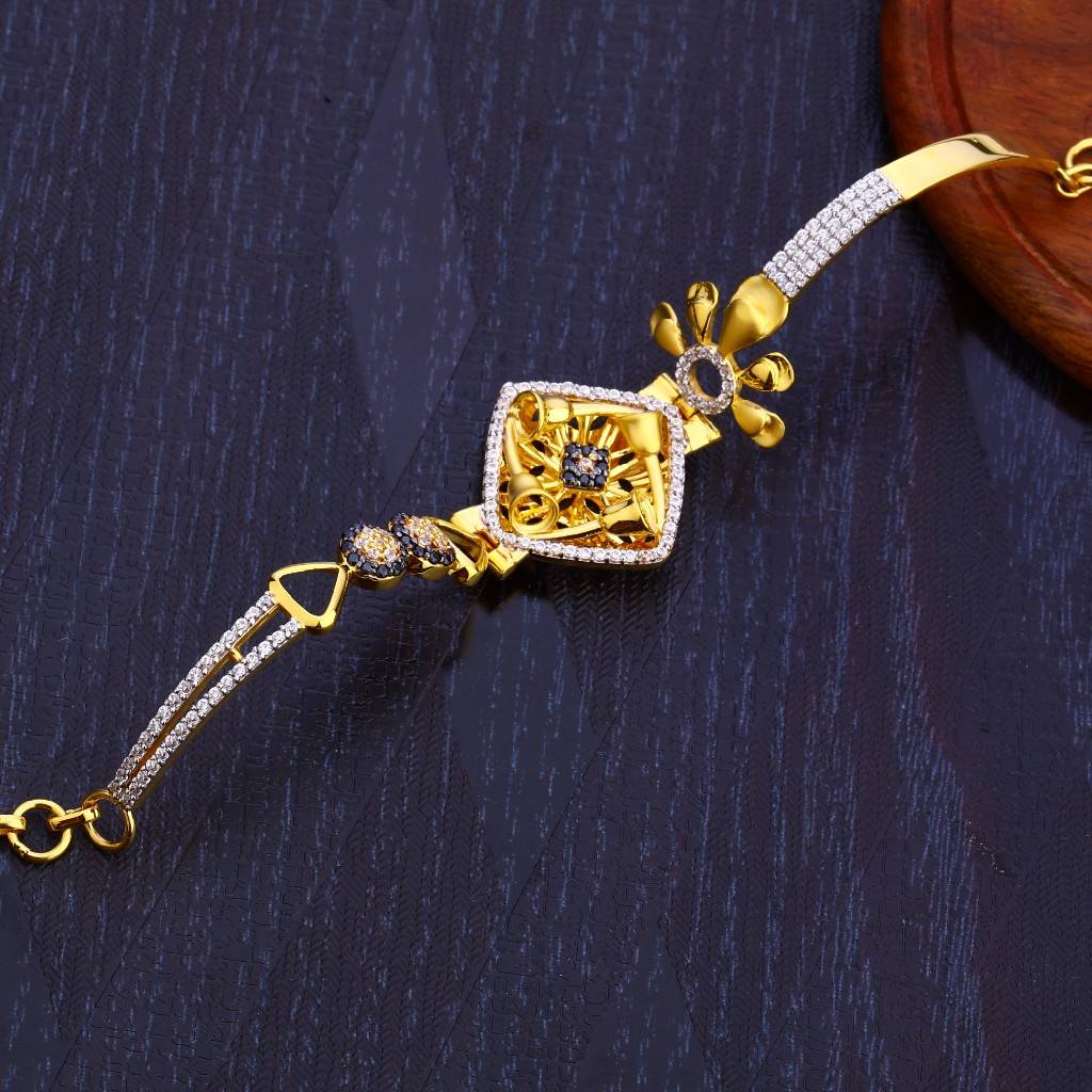 916 Gold Designer Ladies Hallmark Bracelet LB275 - Image 3