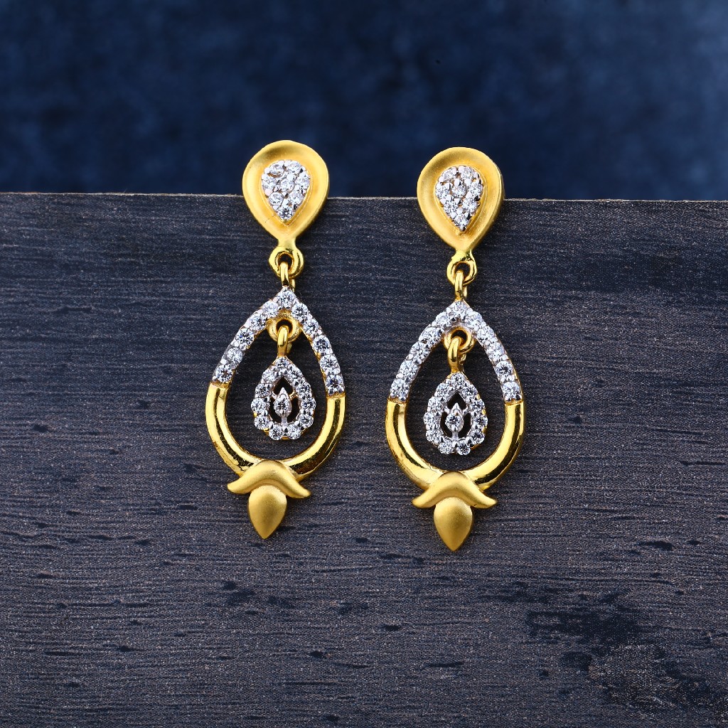 916 Gold Hallmark Fancy Earring Jhummar LJE147
