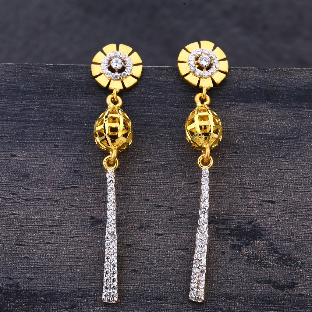 22KT Gold Stylish Latkan Earring LJE157