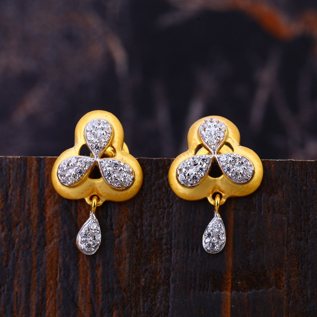 22KT Gold Exclusive Women's Cz  Earring LFE319