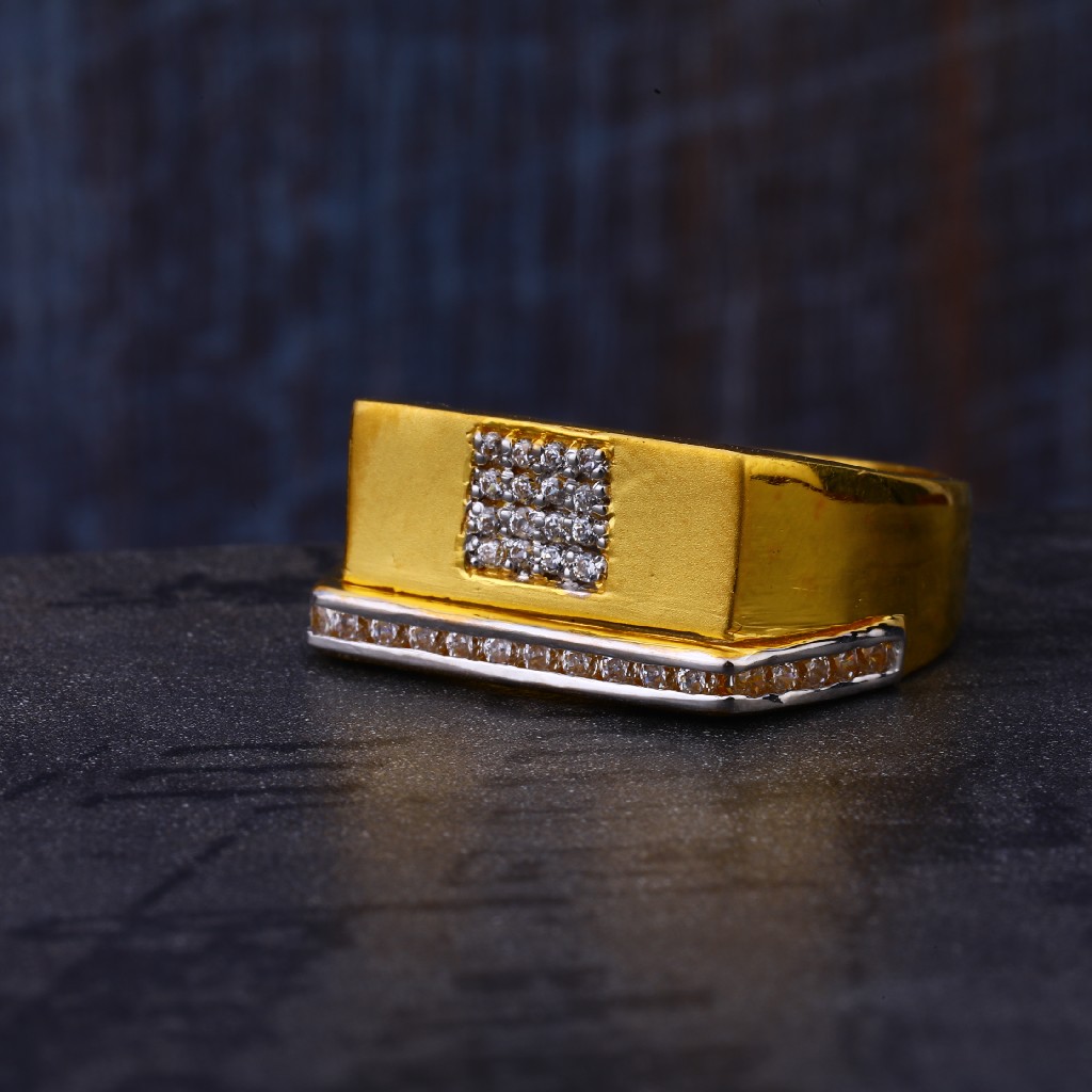 916 Gold Cz Mens Exclusive Ring MR534