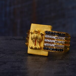 916 Cz Mens Classic  Hallmark Ring MR543