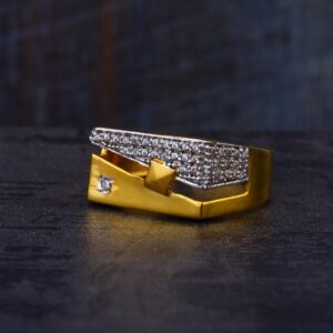 22KT Gold Stylish Mens Ring MR553