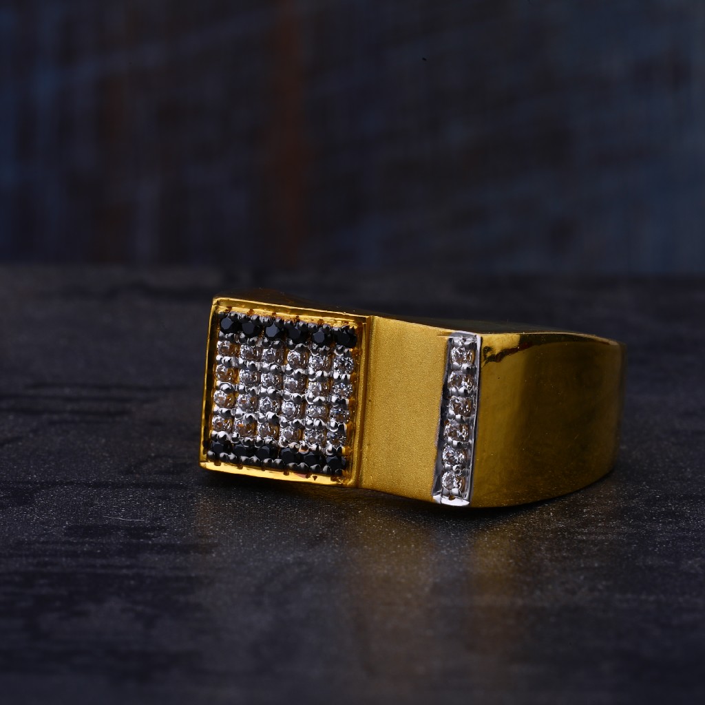22KT Gold Designer  Mens Ring MR556