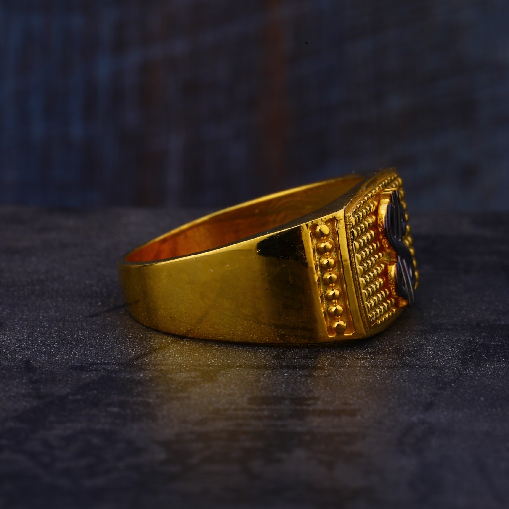916 Gold Hallmark Mens Designer Ring MR561 - Image 4
