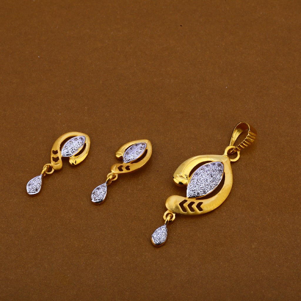 22Ct Gold Stylish Ladies Hallmark Pendant Set FPS206