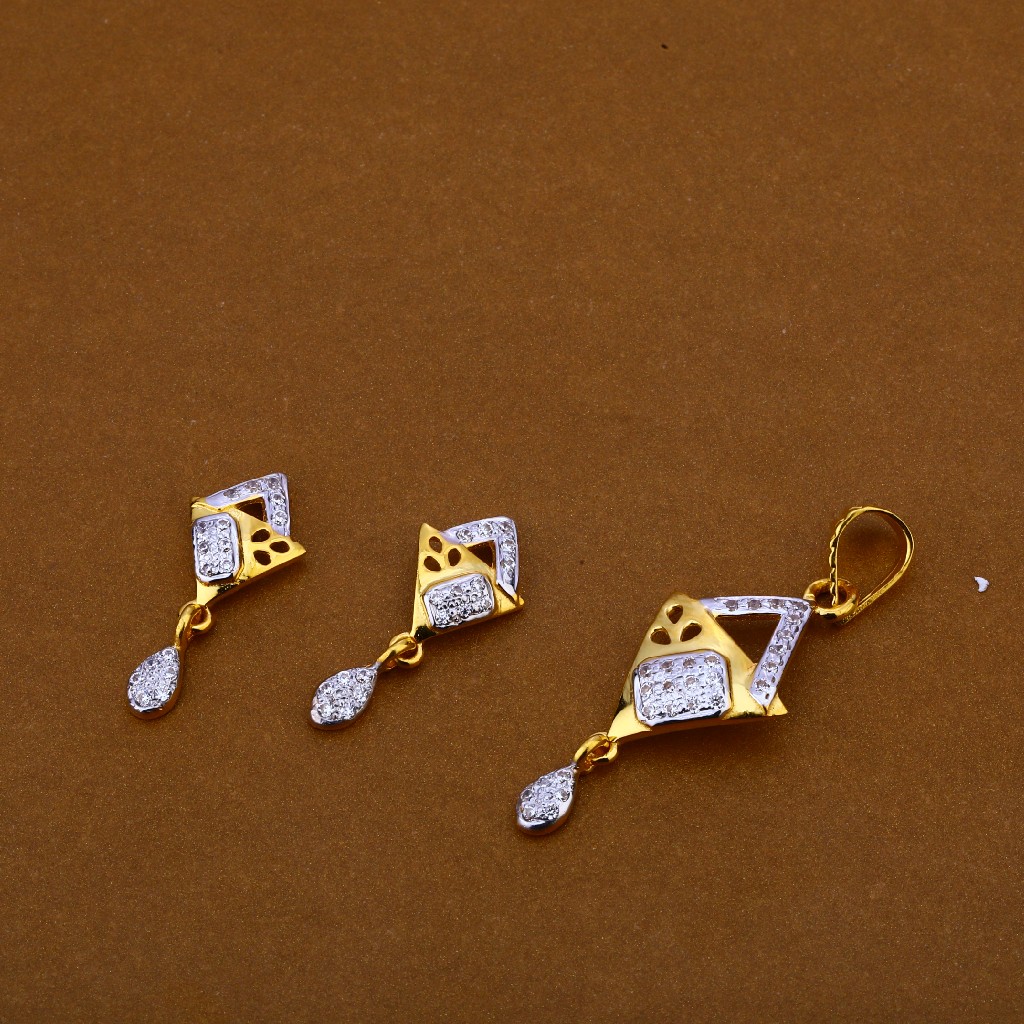 22Ct Gold Ladies Stylish Pendant Set FPS212