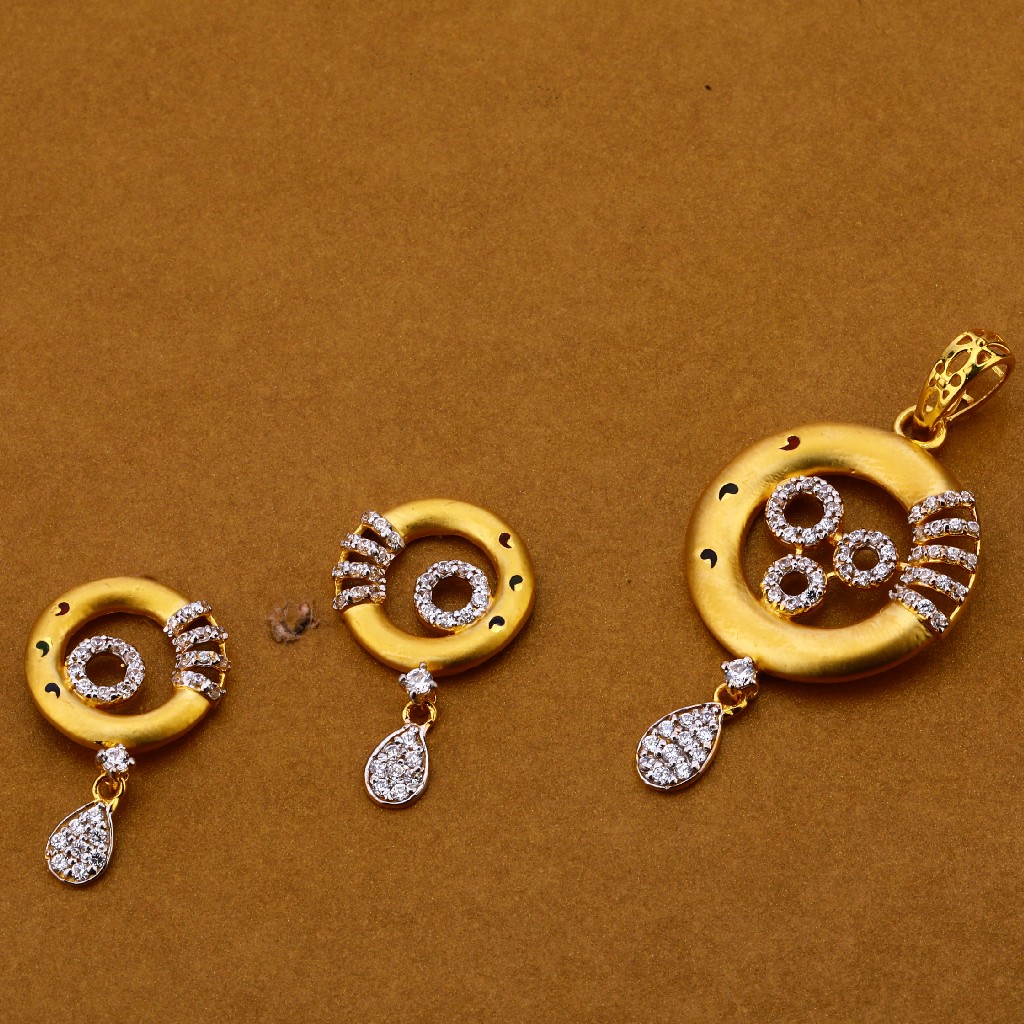 916 Gold Cz Ladies Pendant Set FPS131