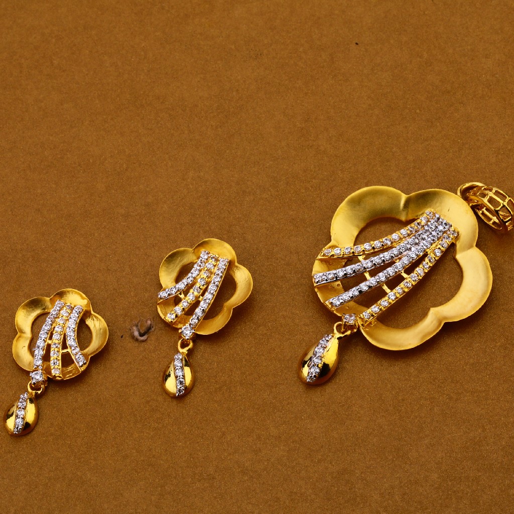 916 Cz Gold Ladies Pendant Set FPS150