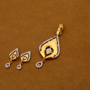 916 Gold Cz Designer Hallmark Pendant Set FSP153