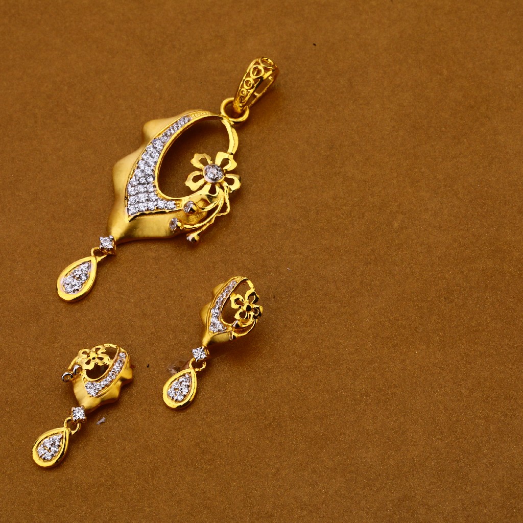 916 Gold Fancy Pendant Set FPS164