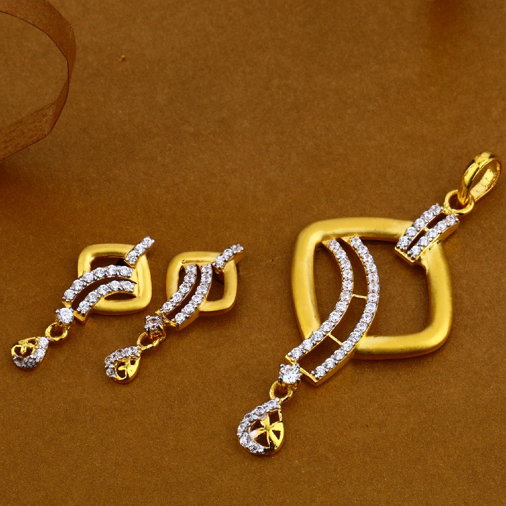 22Kt Gold Classic Hallmark Pendant Set FSP43