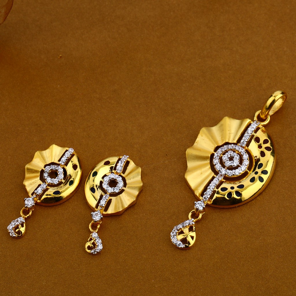 22Kt Gold Designer Ladies  Pendant Set FSP48