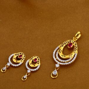 22Kt Gold Hallmark Claasic Ladies Pendant Set FSP55