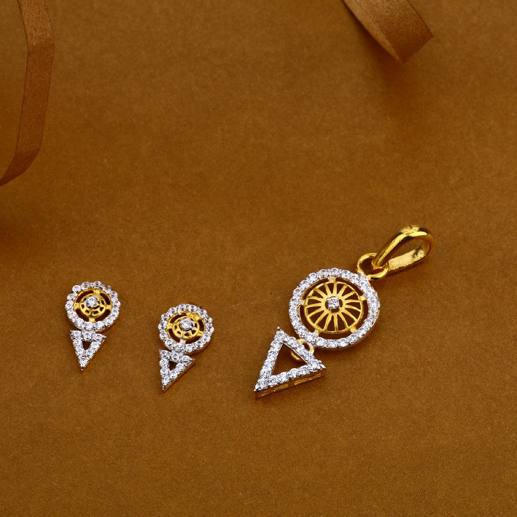 916 Gold Cz Classic Ladies Pendant Set FPS04
