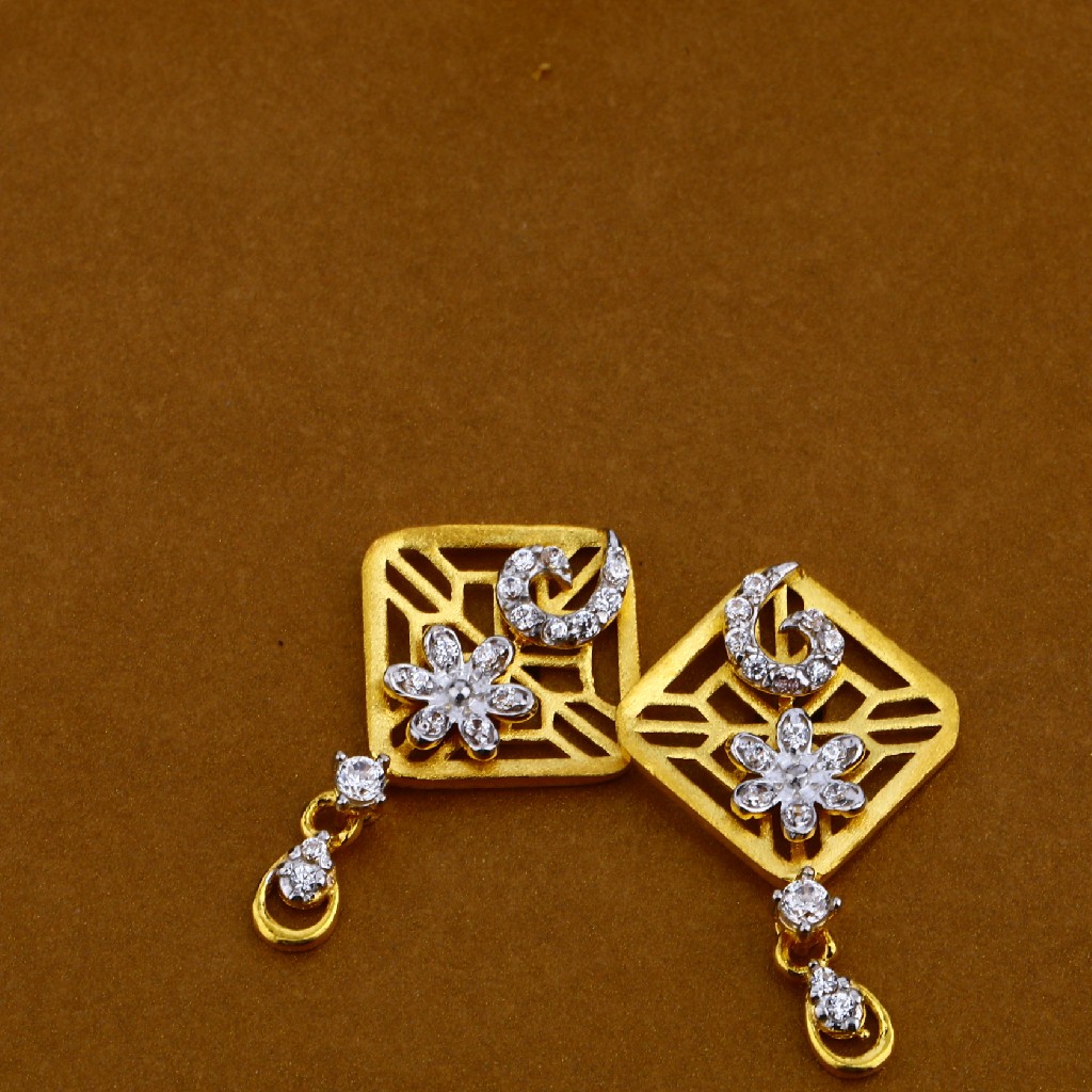 916 Gold Hallmark Stylish Ladies Pendant Set FPS17 - Image 3