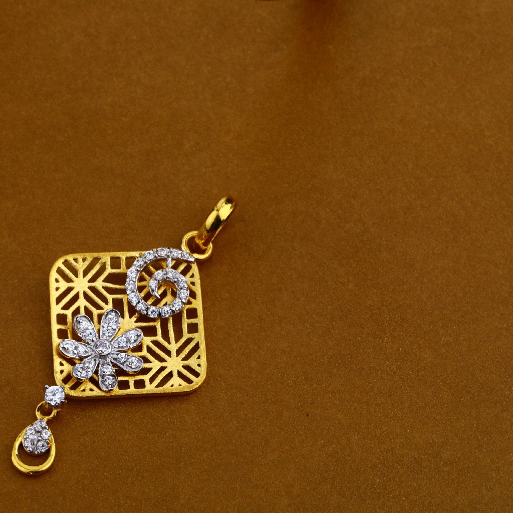 916 Gold Hallmark Stylish Ladies Pendant Set FPS17 - Image 2