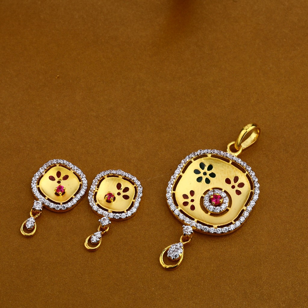 916 Cz Hallmark Exclusive Pendant Set FPS26