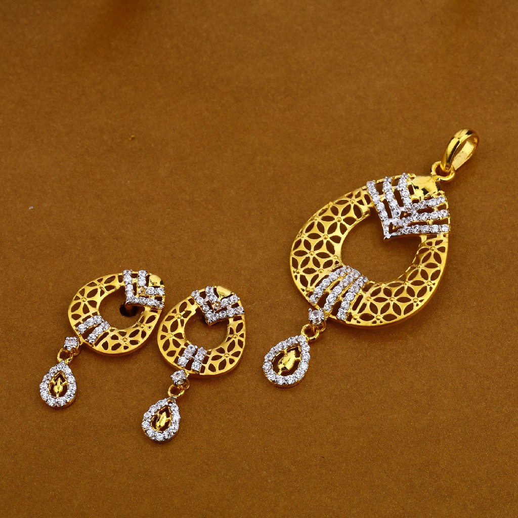 916 Gold Cz Designer Pendant Set FPS34