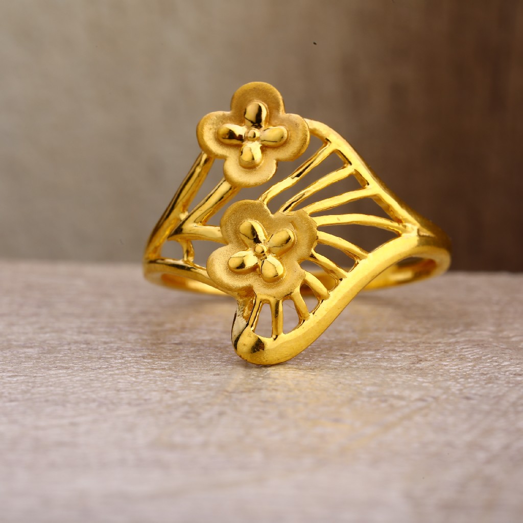 22Kt Gold Women's Exclusive Plain Ring LPR257