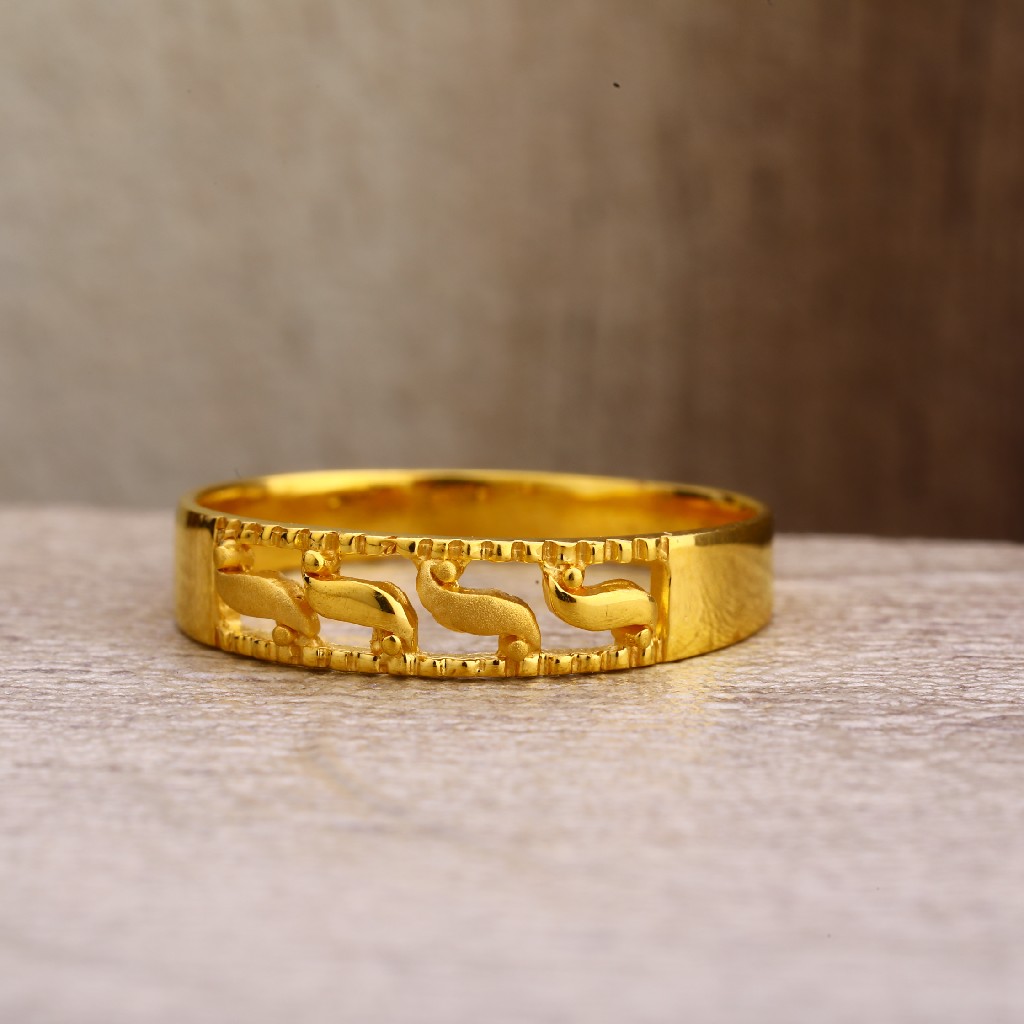 22Kt Gold Exclusive Hallmark Women's Plain Ring LPR263