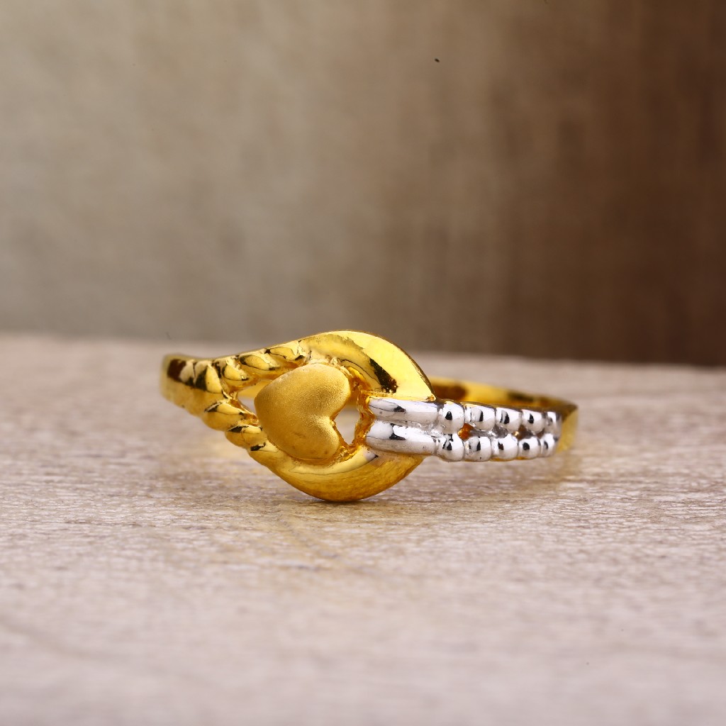 22Kt  Gold Hallmark Women's Plain Ring LPR267