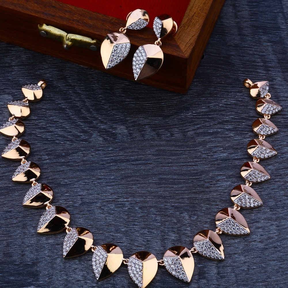 18ct   Rose Gold Hallmark  Stylish  Necklace Set RN70