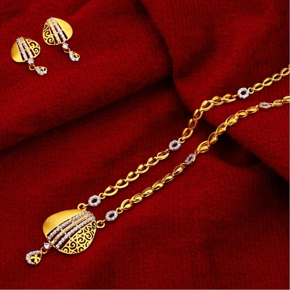 22kt Gold Ladies Fancy Hallmark Chain Necklace CN126