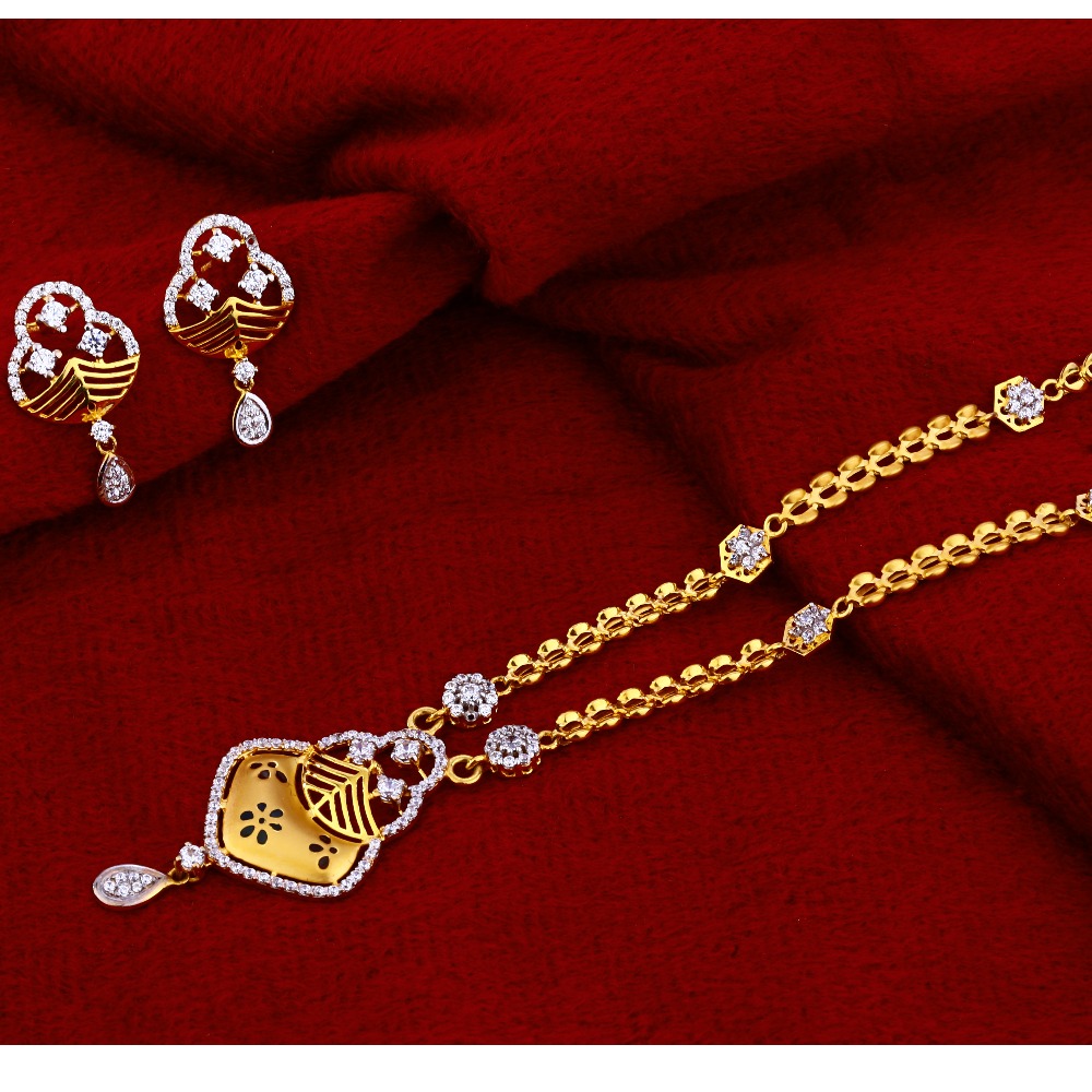 22kt  Hallmark  Stylish Gold  Chain Necklace  CN53