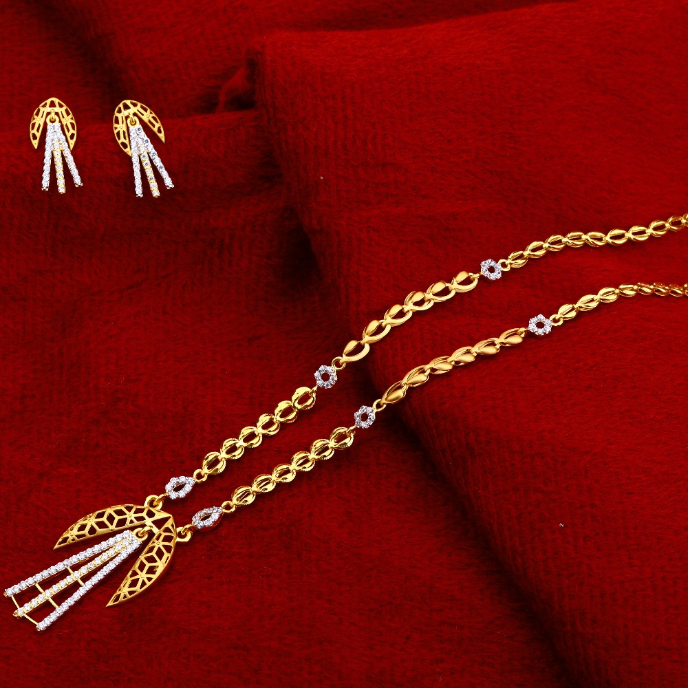 22kt Gold  Hallmark Fancy Chain Necklace  CN143