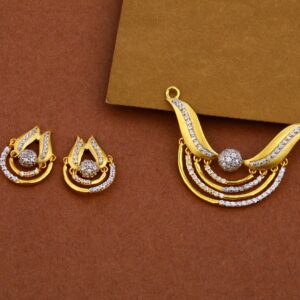 916 Gold Cz Fancy Pendant MP17