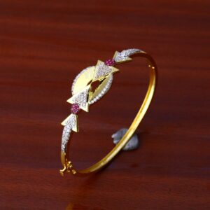 750 Gold Classic Stylish Bracelet LKB90
