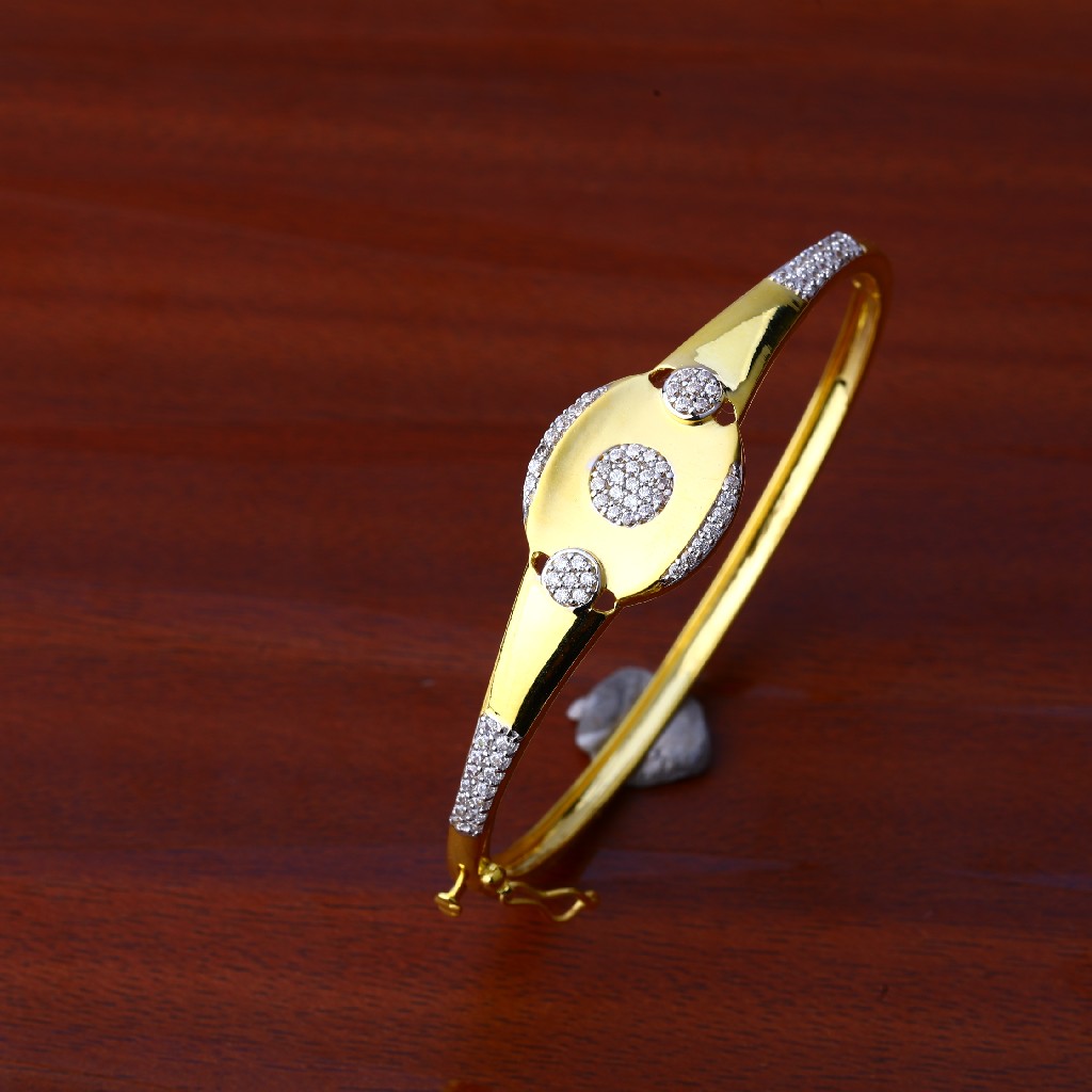 18ct Gold Exclusive Stylish Bracelet LKB91