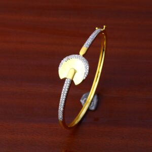 750 Gold Cz Hallmark Kada Bracelet LKB100