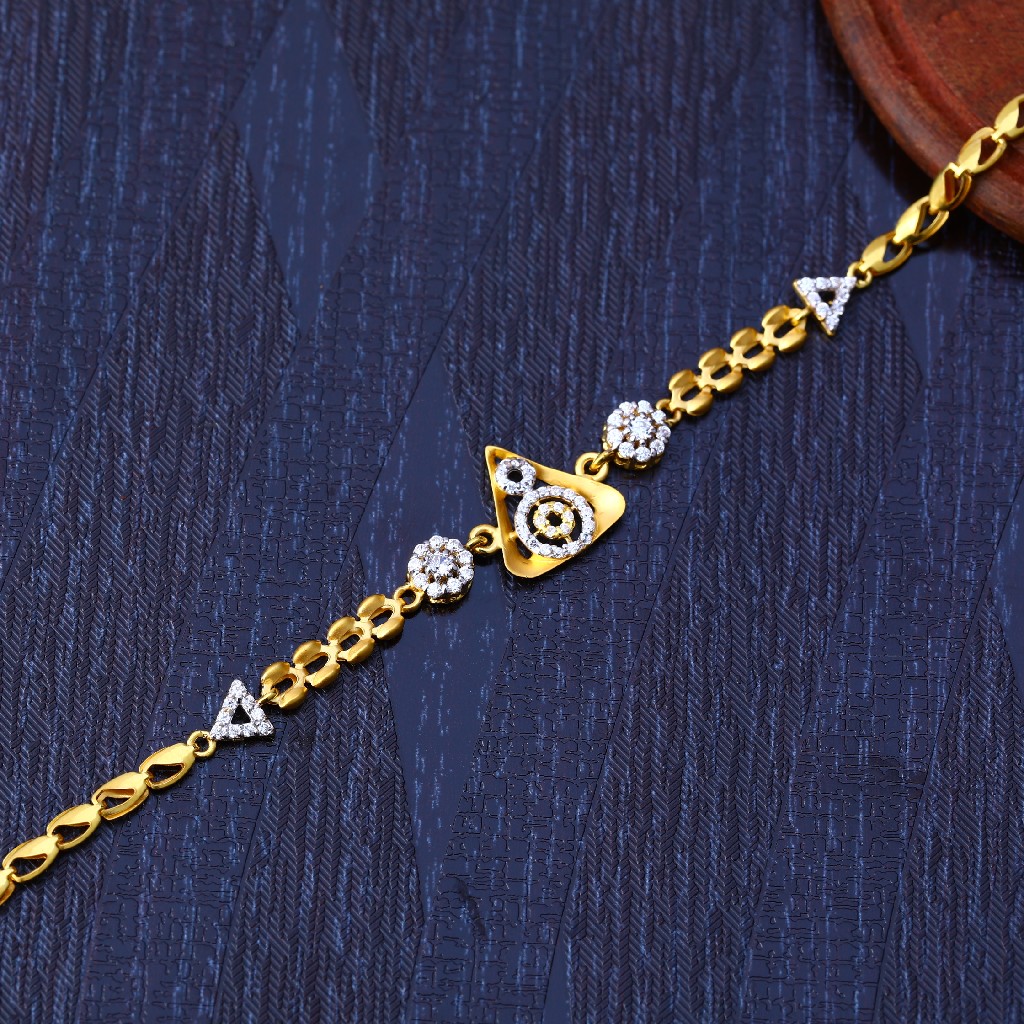 916 Gold Cz Fancy Bracelet LB215