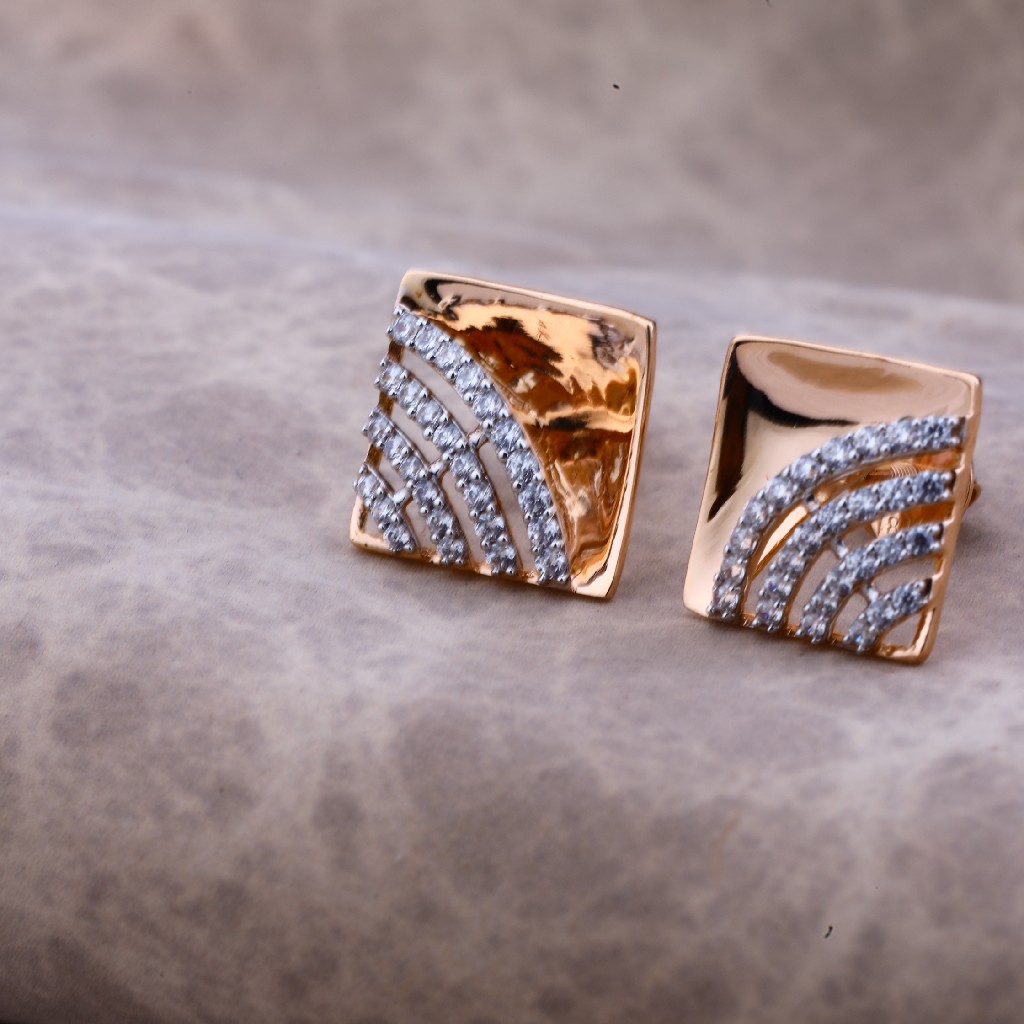 18kt Rose Gold Classic Stylish Earring RE57