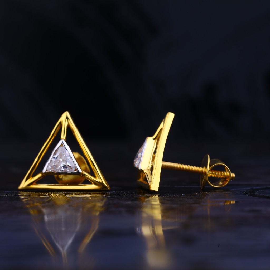 22kt Gold Exclusive designer Earring LSE16