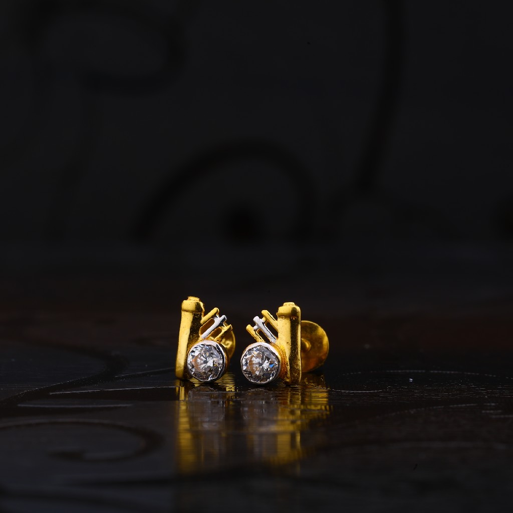 916 Gold Classic Solitare Earring LSE134
