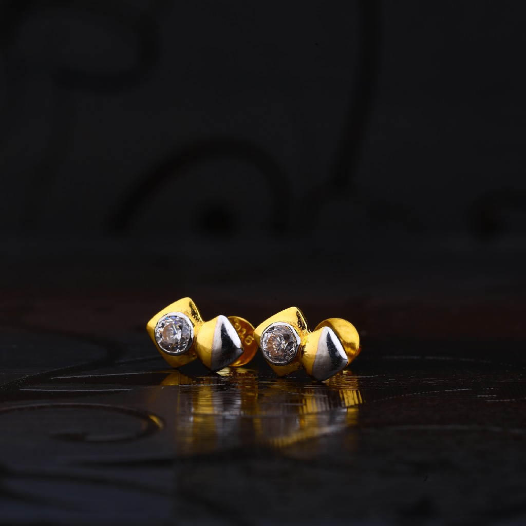 22kt Gold ladies Earring LSE183