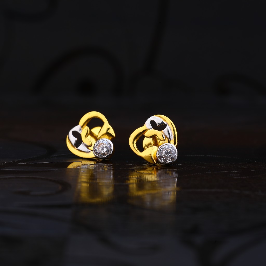 22kt Gold Designer Fancy Earring LSE188