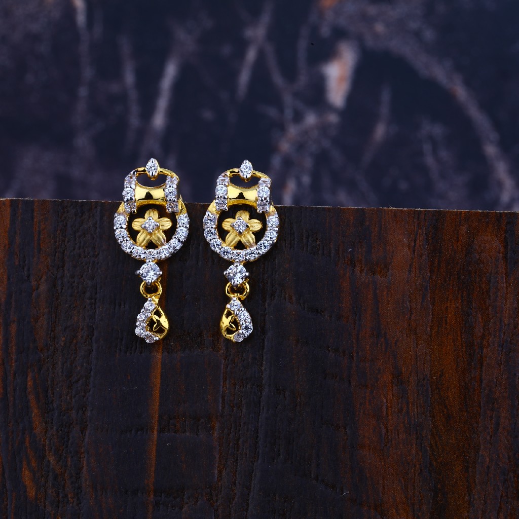 916 Gold Classic Hallmark Earring LFE296