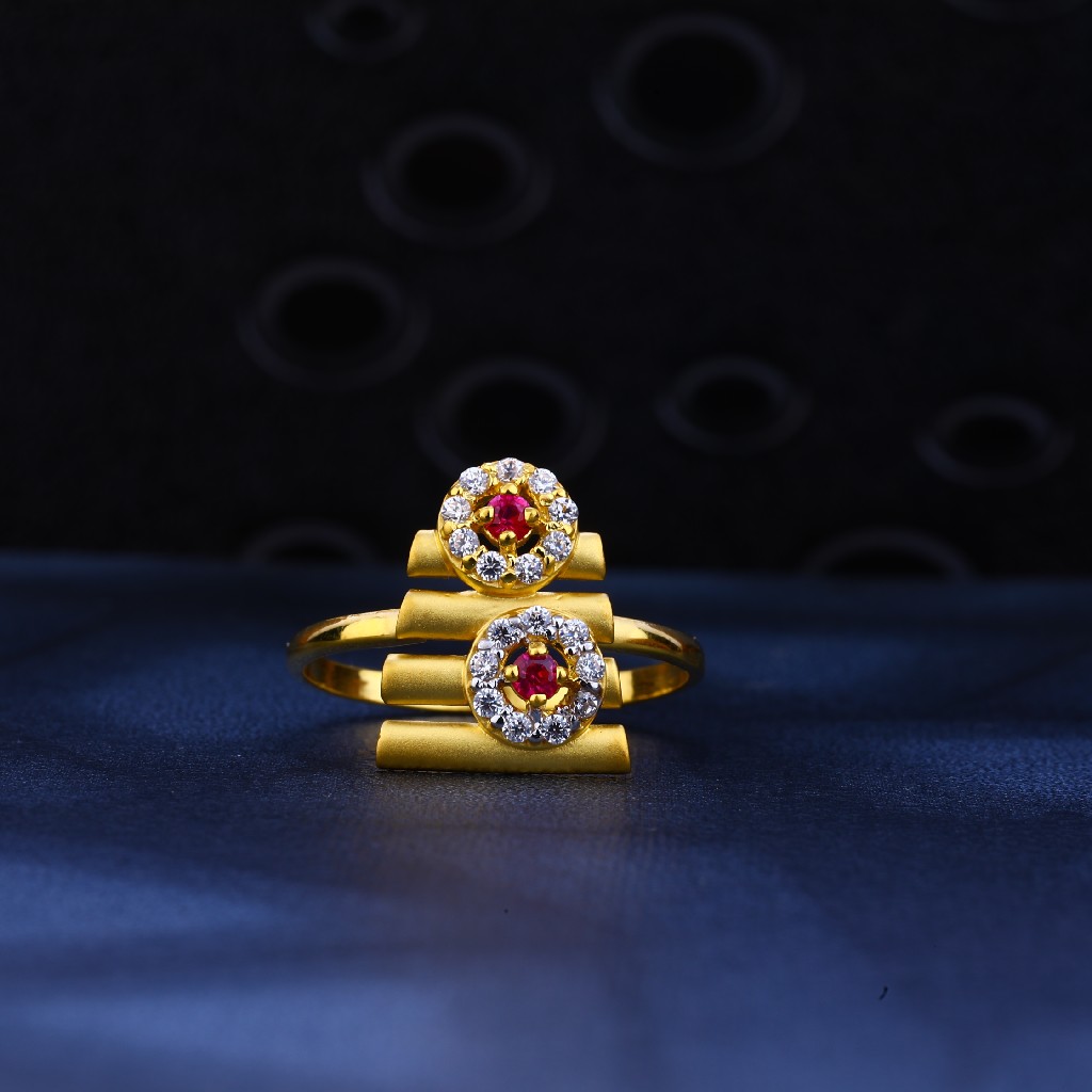 916 Gold Stylish Hallmark Ring LR32