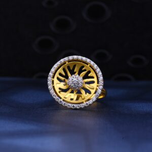 22ct Gold Ladies Hallmark Ring LR42