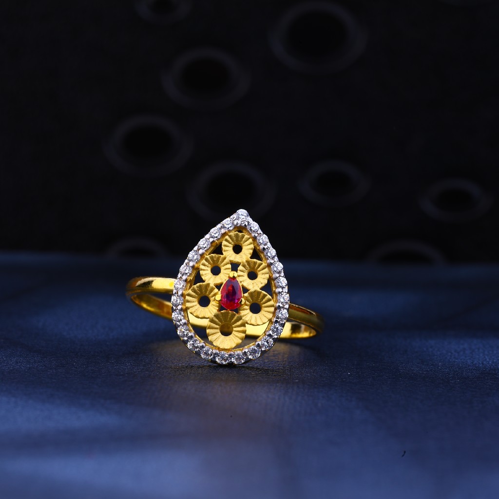 22ct Gold Designer Cz Ring LR62