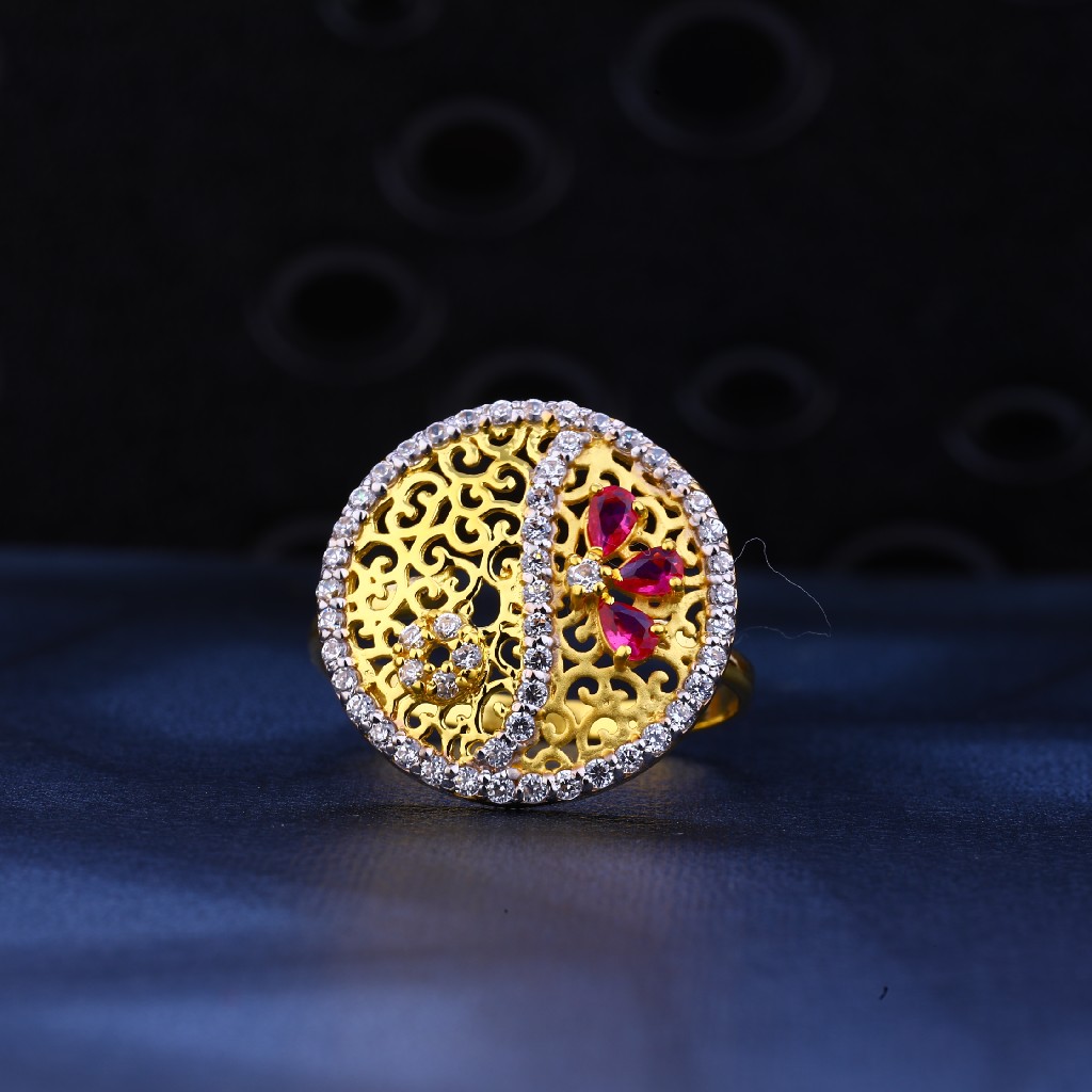 22kt Gold Class Ring LR81
