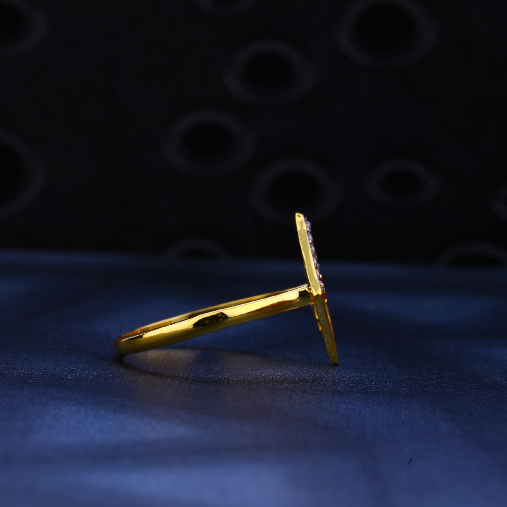 916 Gold Cz Ladies Ring LR90 - Image 3